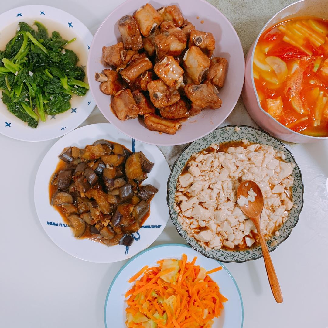 天天小饭桌