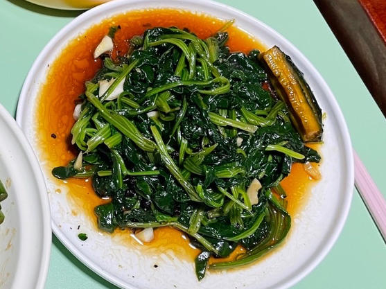 凉拌菠菜(家传秘方)