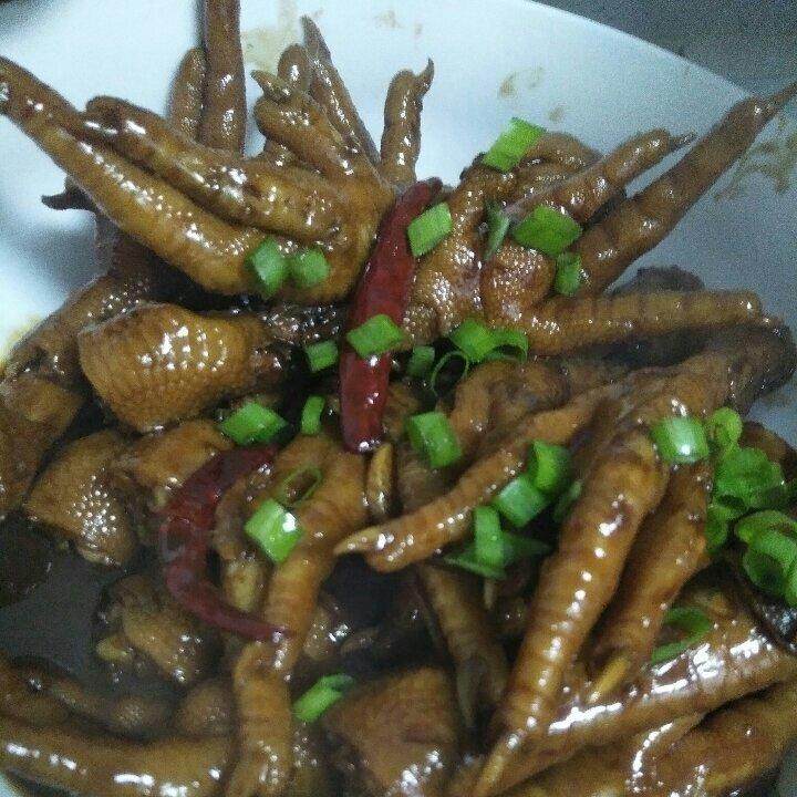 红烧鸡爪