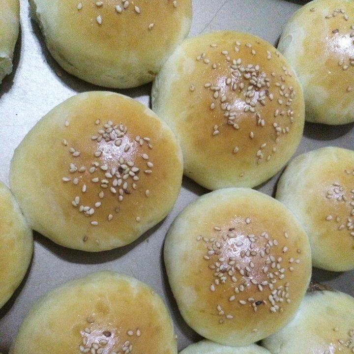 淡奶油肉松小餐包