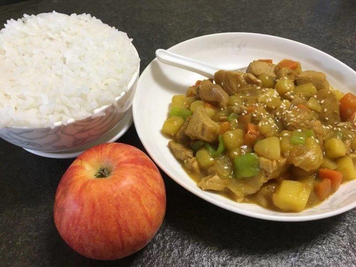 土豆咖喱鸡肉