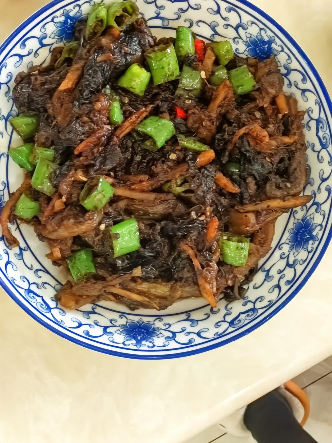 厨师长教你：“家常烂茄子”的做法，鲜辣入味，软嫩多汁