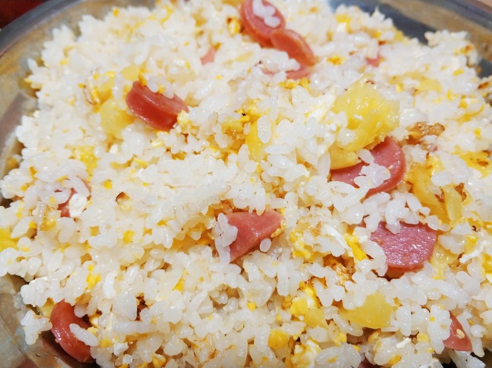 菠萝炒饭简易版