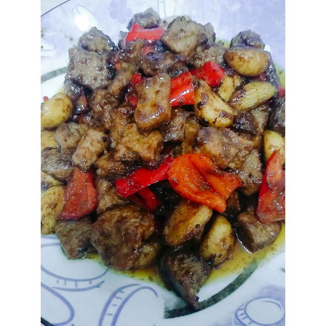 黑蒜子牛肉粒