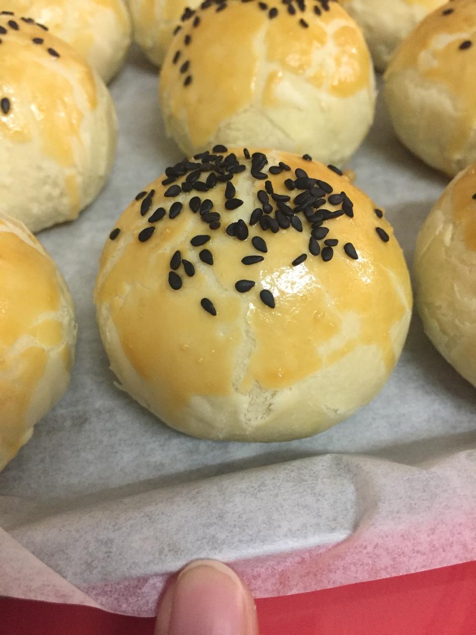 蛋黄酥酥酥（超级奶香黄油版）