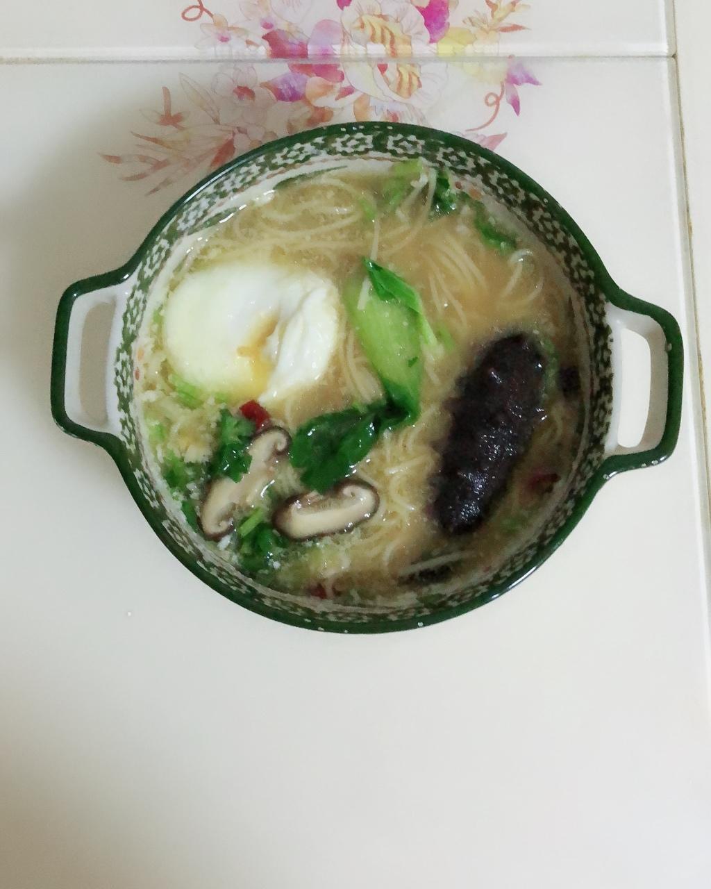 一碗热汤面
