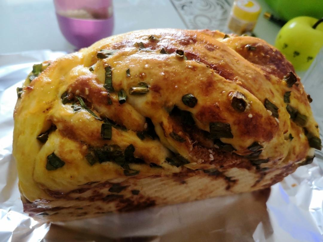 香葱肉松手撕吐司