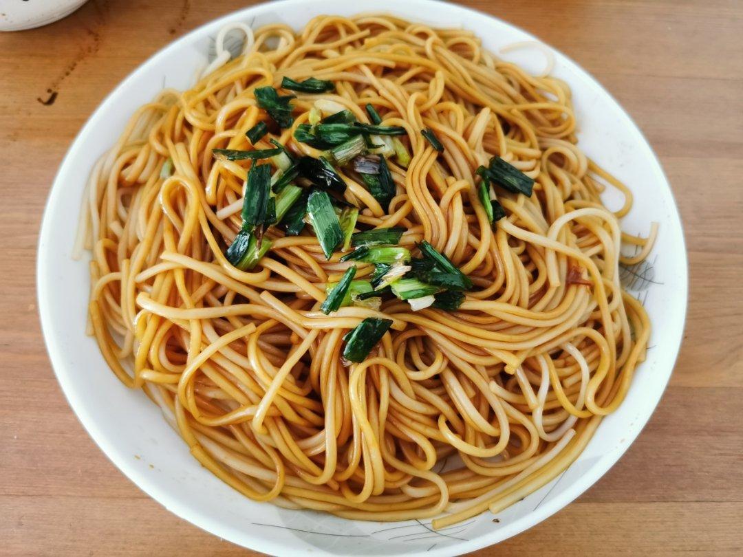 吃完保证你舔盘的葱油拌面（附独家料油方）