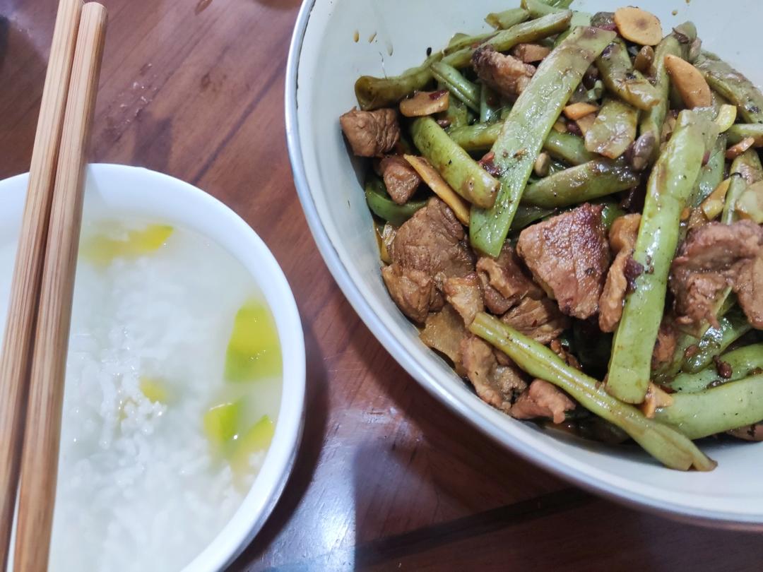 土豆炖豆角