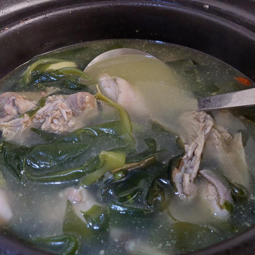 0人做过这道菜酸奶milk用料海带老鸭汤的做法小贴士砂锅加热水,放鸭子