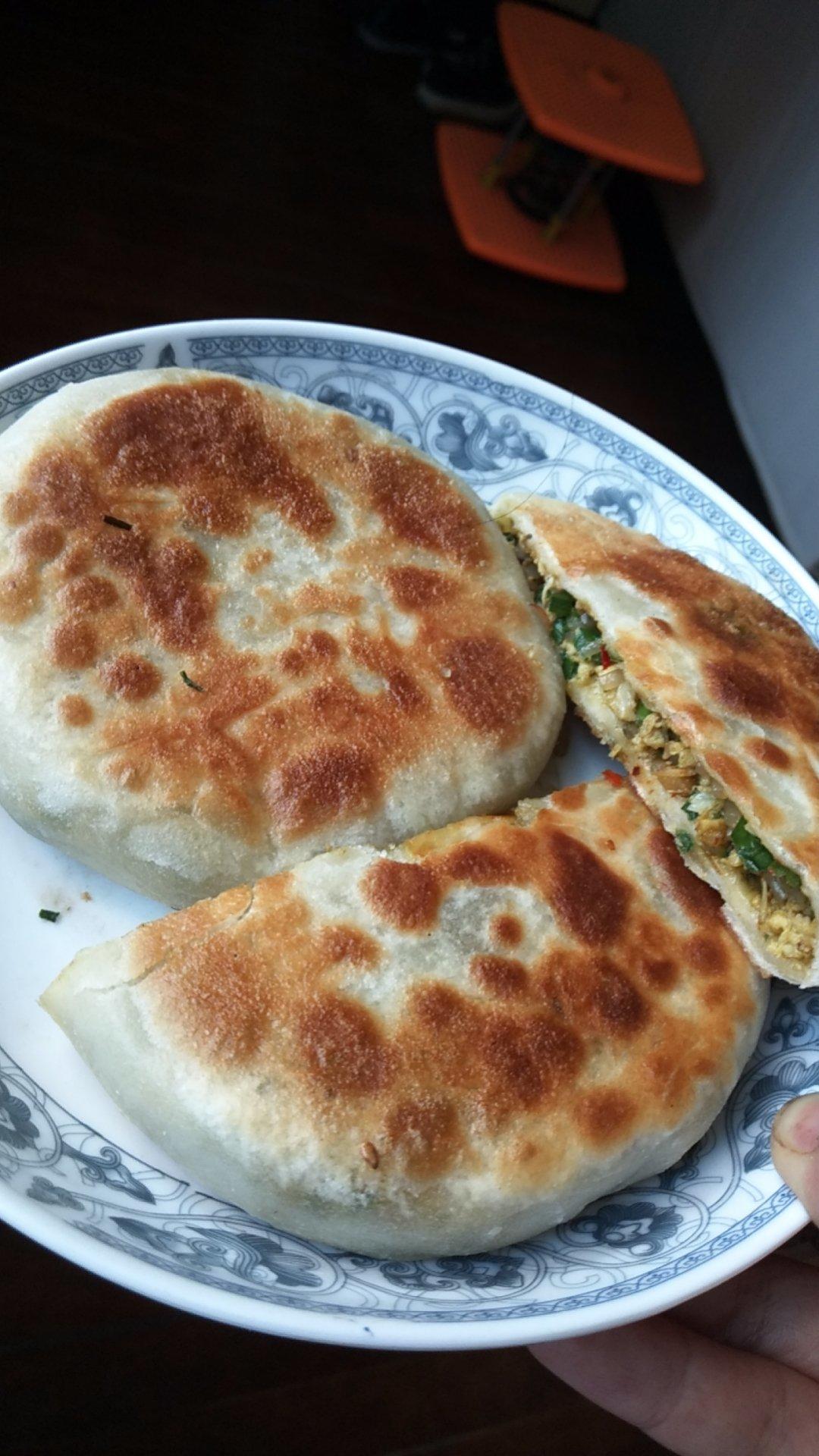 皮薄馅大～韭菜鸡蛋饼