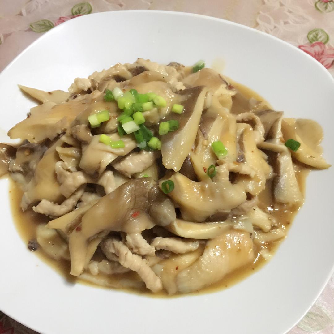 小南瓜-11做的酱炒平菇肉丝