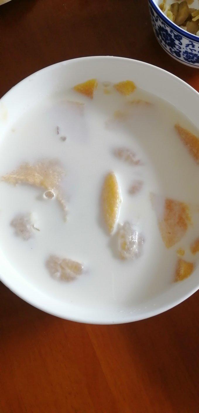 港式甜品——杨枝甘露(芒果西米露)附芒果花切法