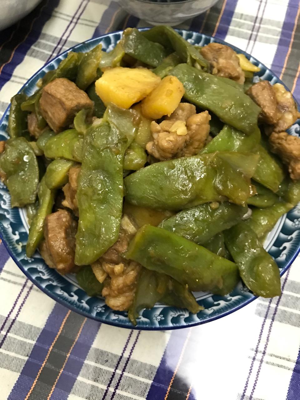 豆角炖排骨