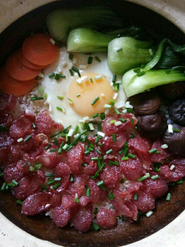 香肠煲仔饭