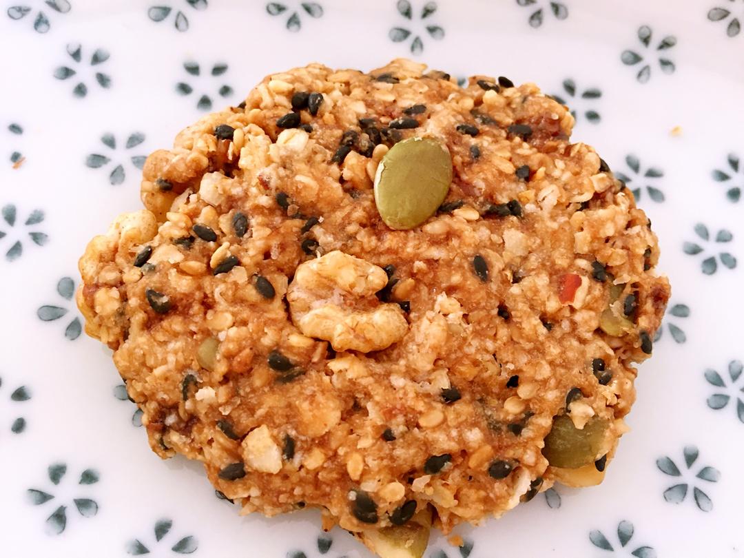 素食:有机燕麦芝麻大饼干