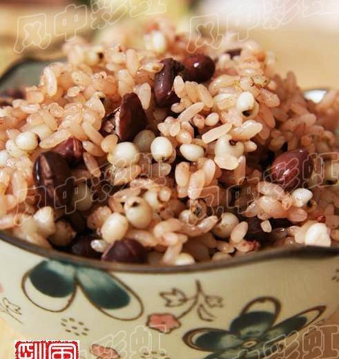 红豆薏米饭的做法