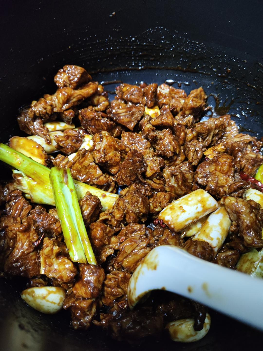 超简单的炖牛肉