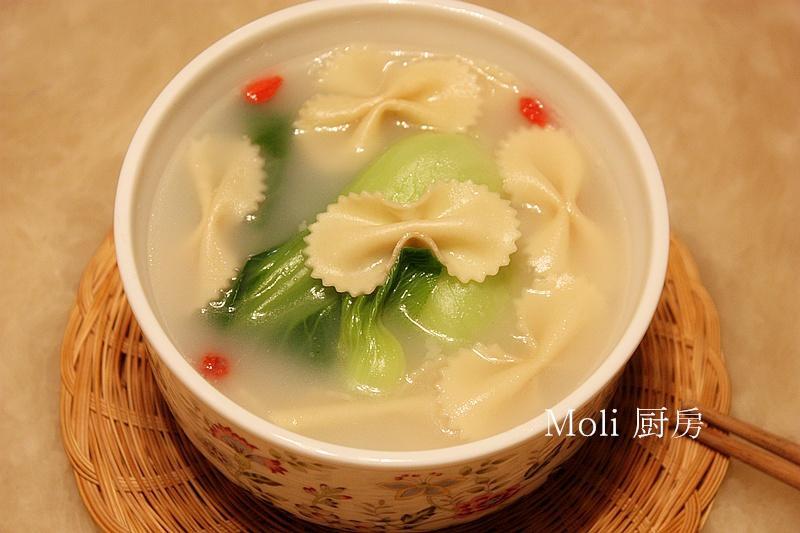 高汤蝴蝶面的做法