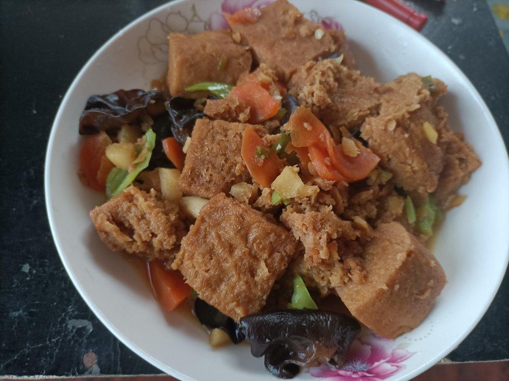 红烧冻豆腐