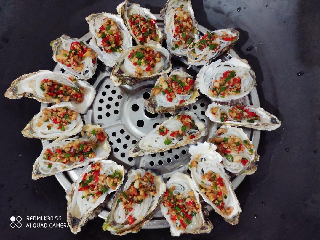 超简单的蒜蓉粉丝生蚝