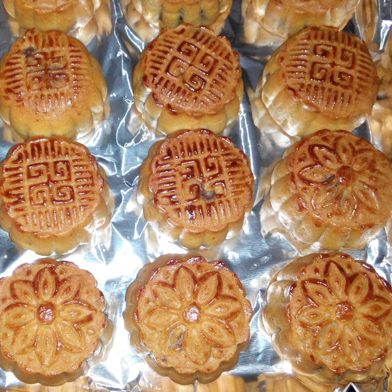 广式月饼——蛋黄莲蓉月饼