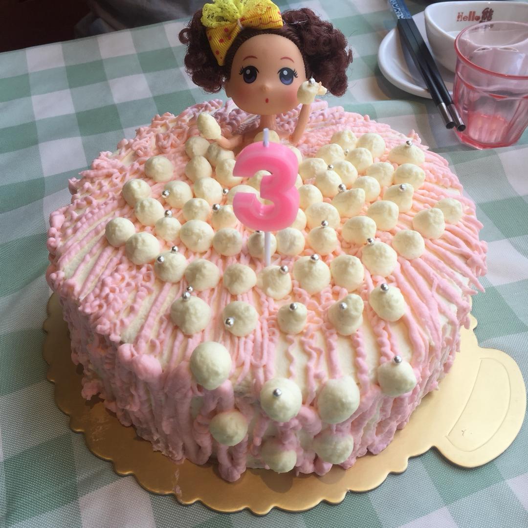 详细步骤制作泡泡浴娃娃蛋糕