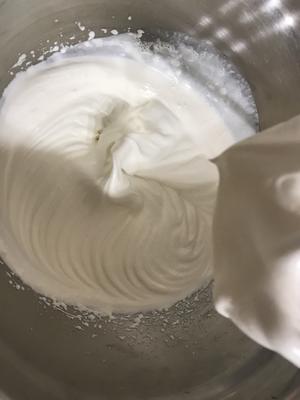 超简单的酸奶芒果慕斯（六寸）的做法 步骤5