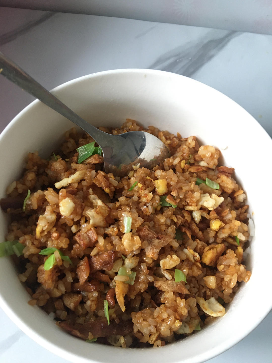 厨师长教你：“酱油炒饭”的家常做法，里面满满的小技巧，很受用