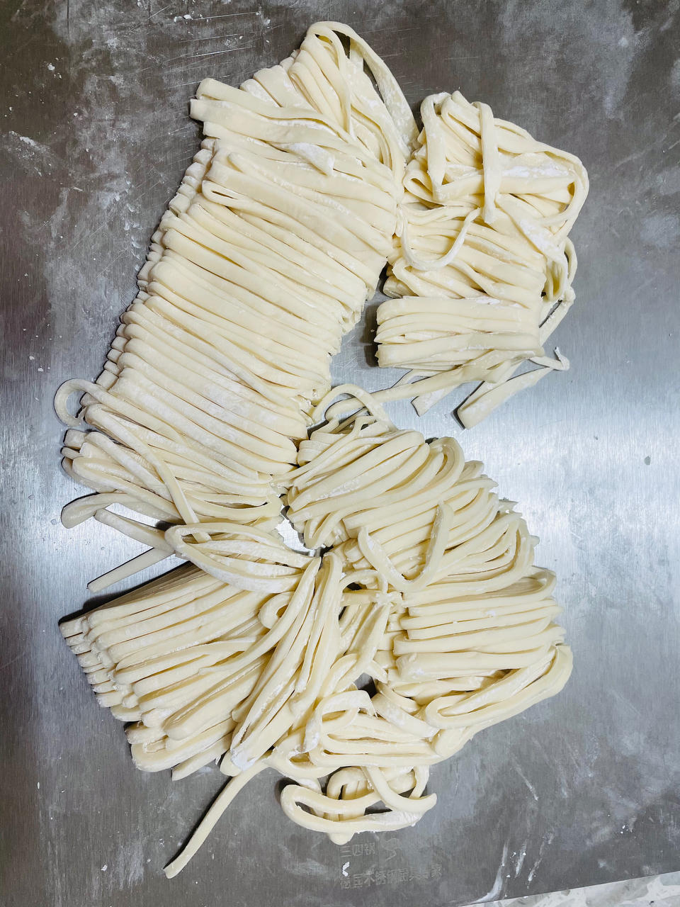 小美揉面版手擀面