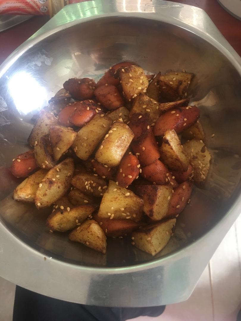 香辣过瘾的孜然土豆火腿，比路边摊还好吃