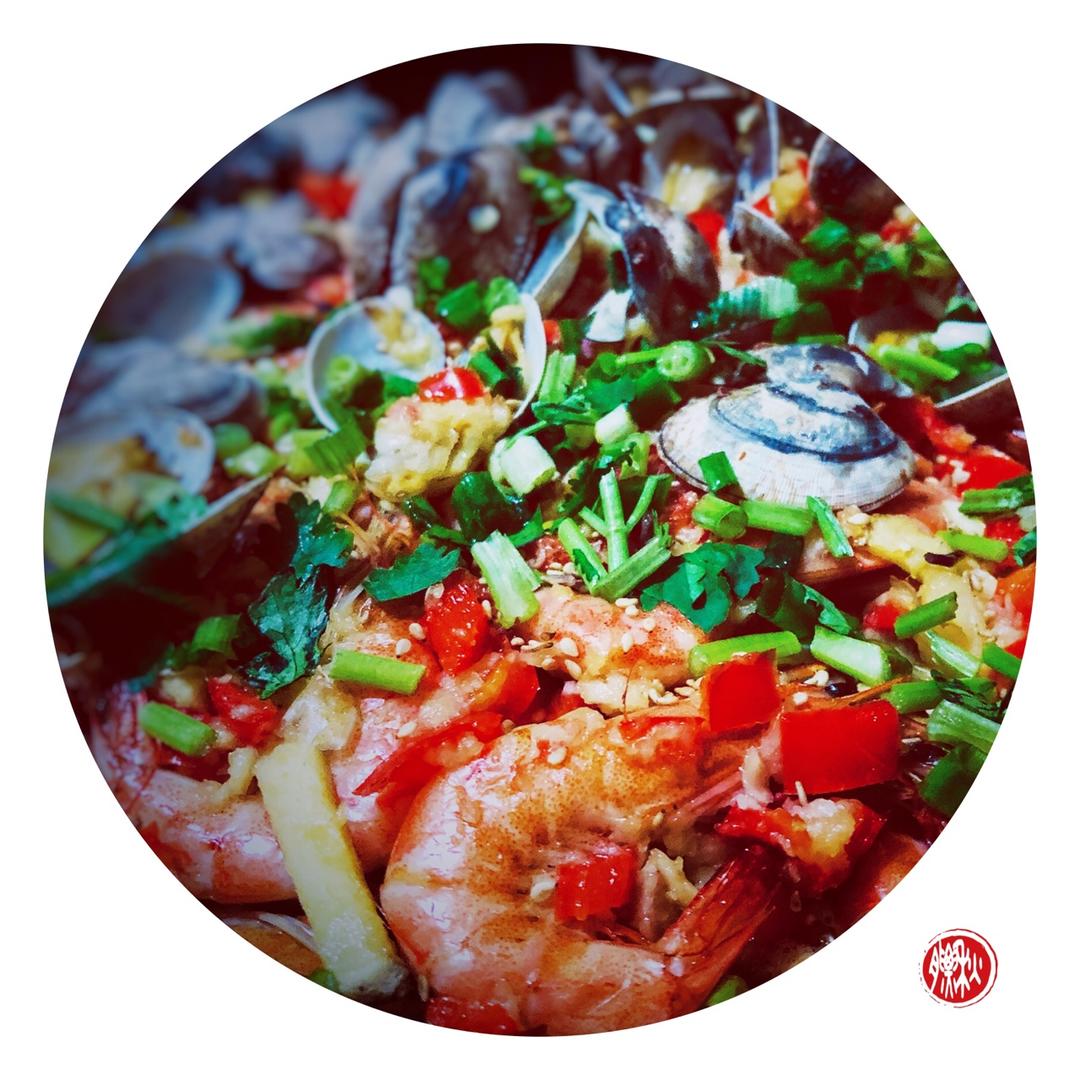 蒜蓉金针菇烤花蛤虾