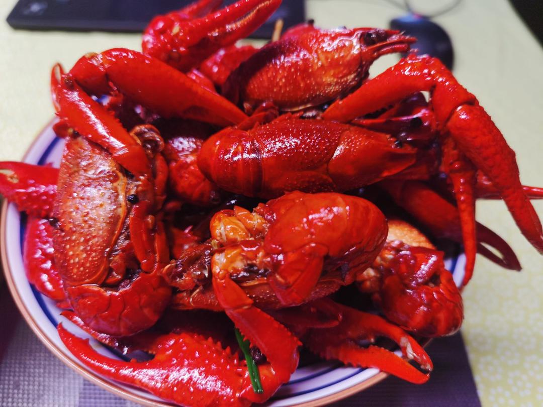 麻辣小龙虾