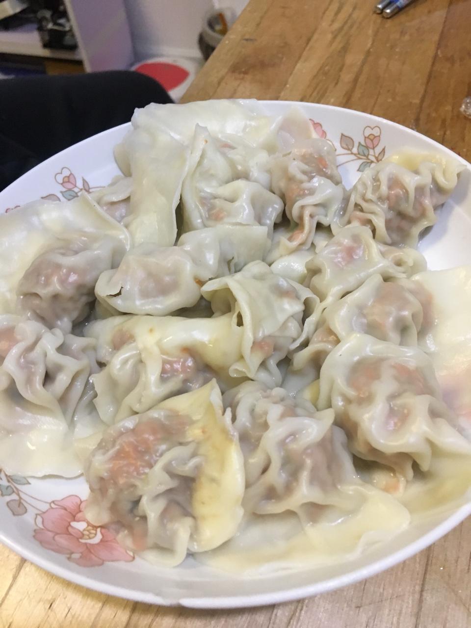 羊肉胡萝卜饺子