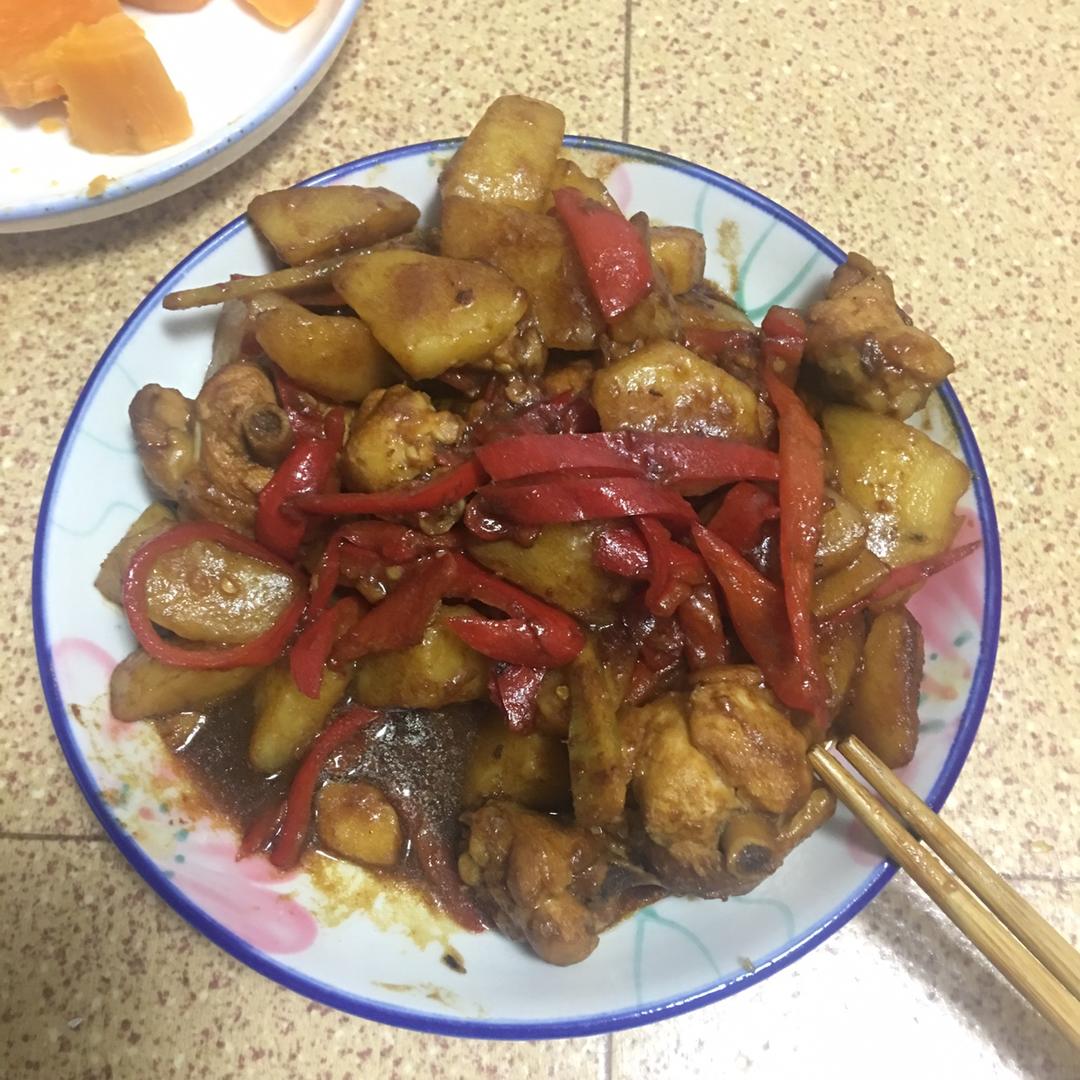 土豆焖鸡腿