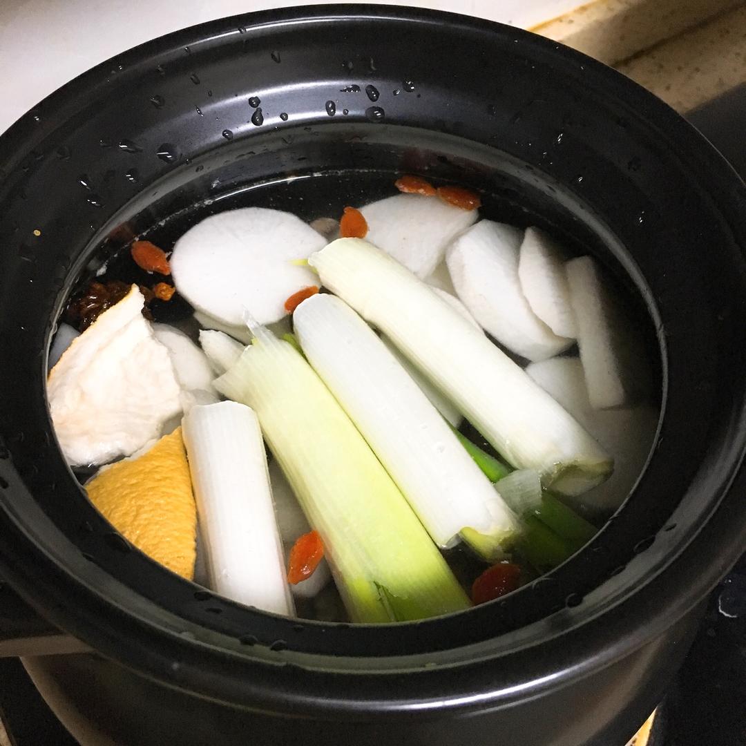 玉米山药炖排骨