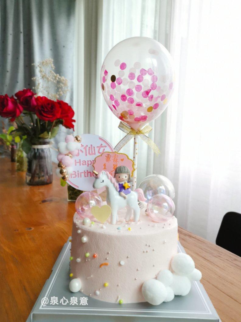 磕蛋糕的日子里……