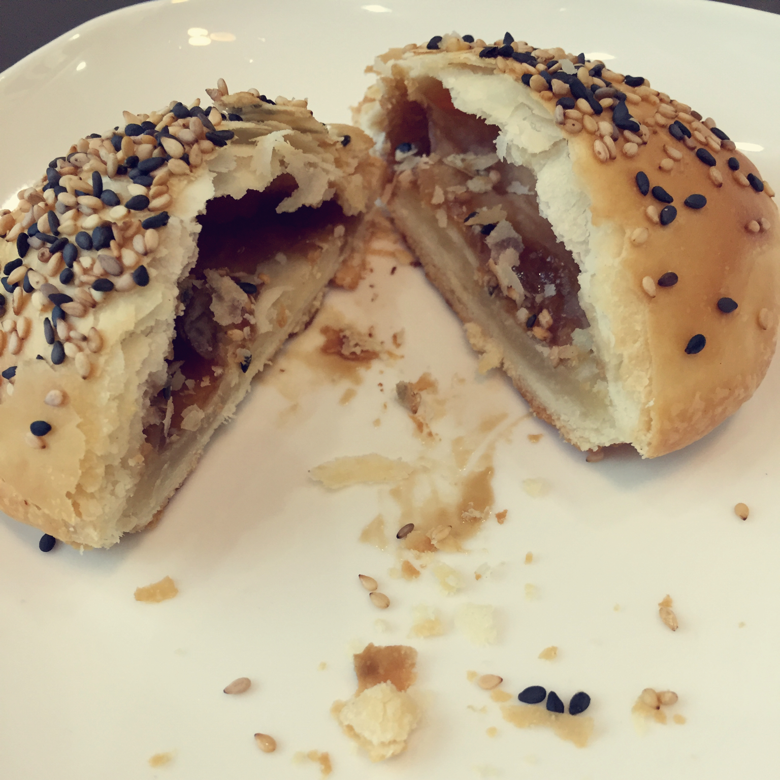 会掉渣，会爆浆的红糖烧饼