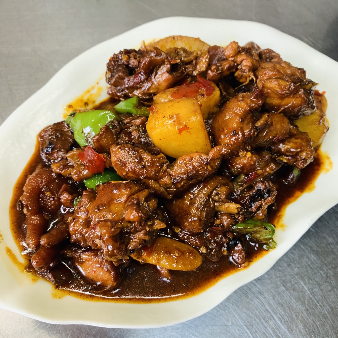 吃鸡：新疆大盘鸡&黄焖鸡米饭&三汁焖锅鸡