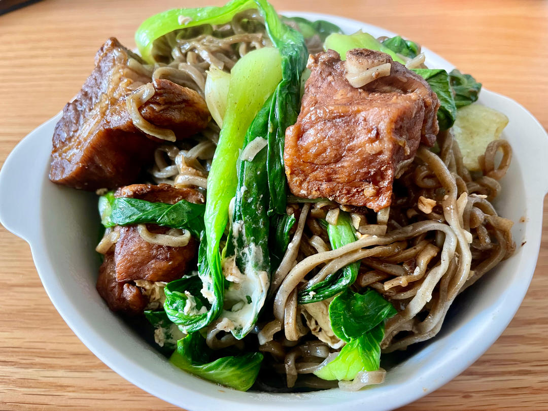 红烧排骨面