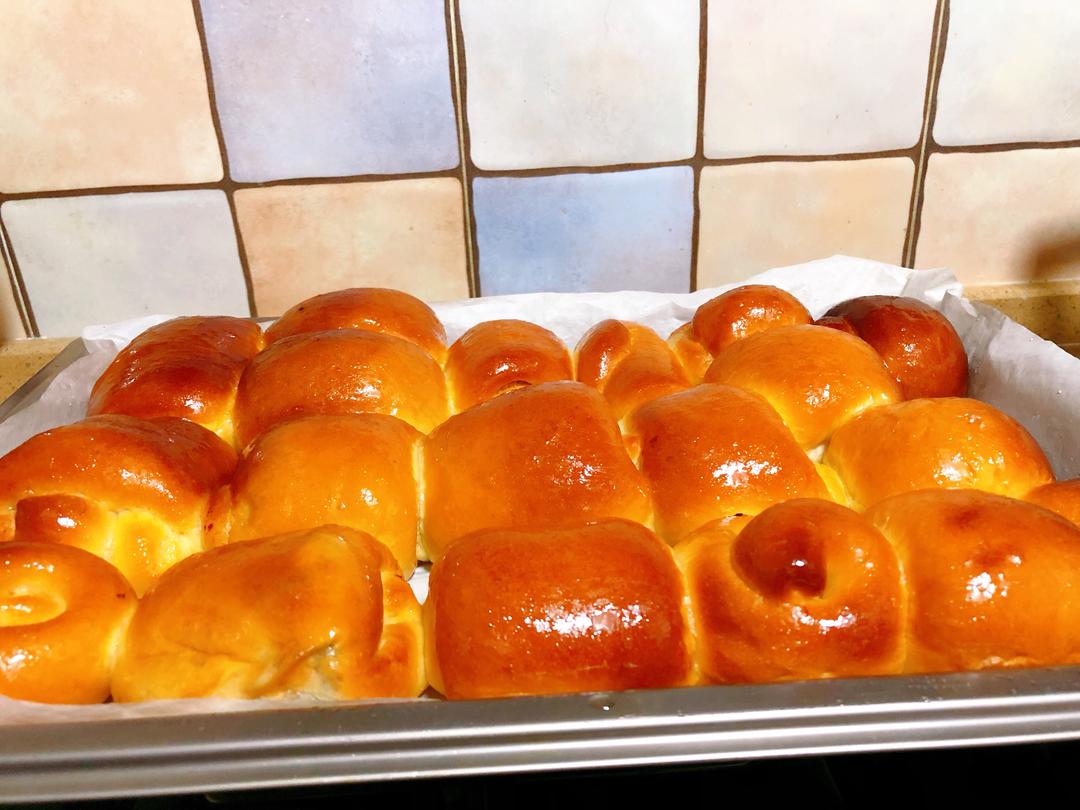 超柔软云朵面包（烘培小白也能成功的拉丝面包）的做法