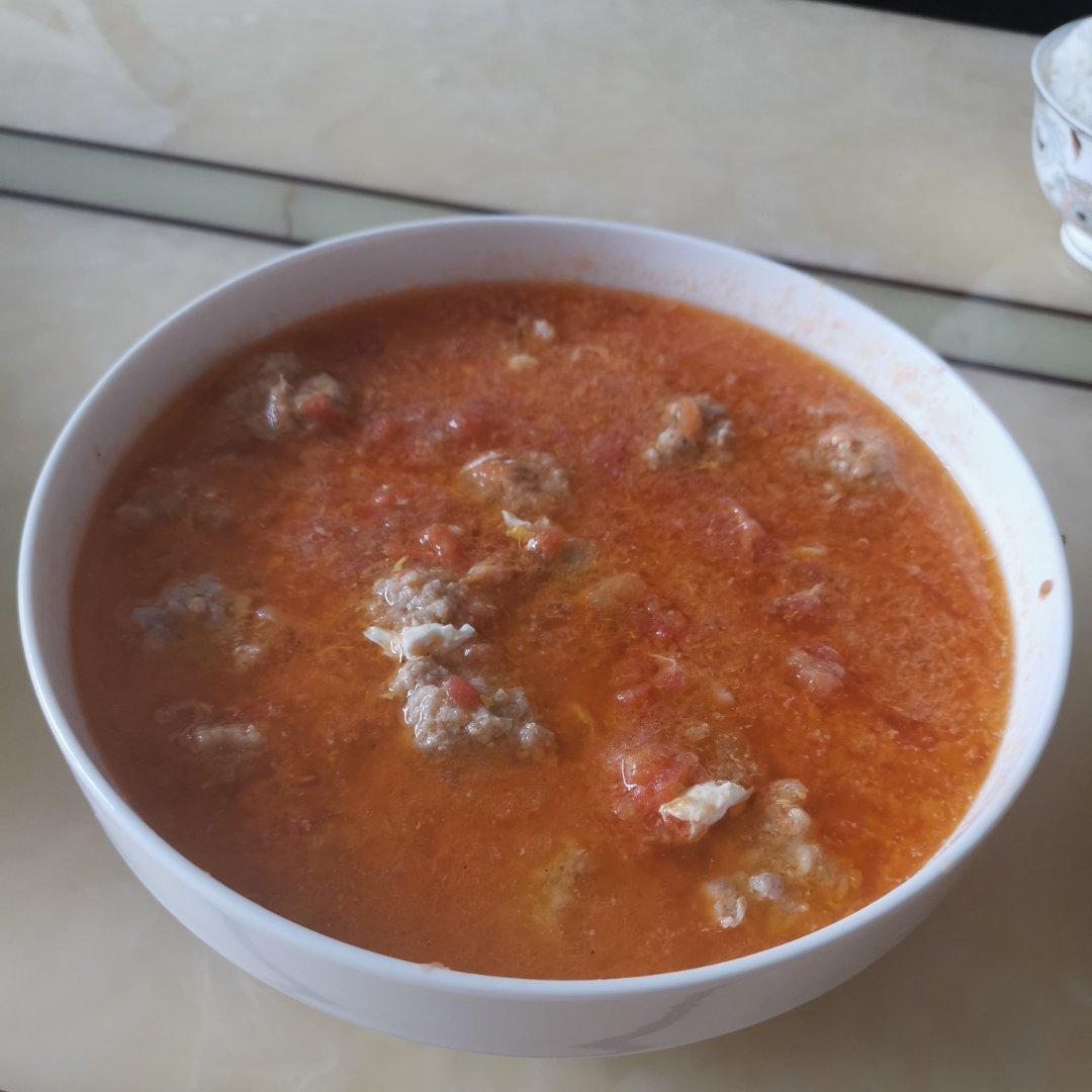 家传浓汤西红柿🍅猪肉丸子汤