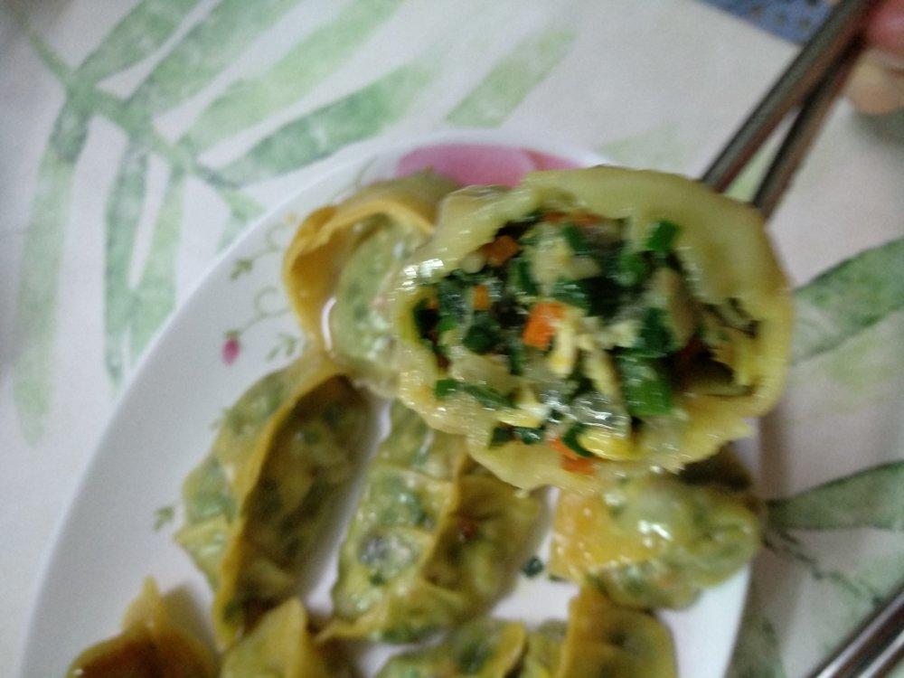 香菇韭菜鸡蛋饺子