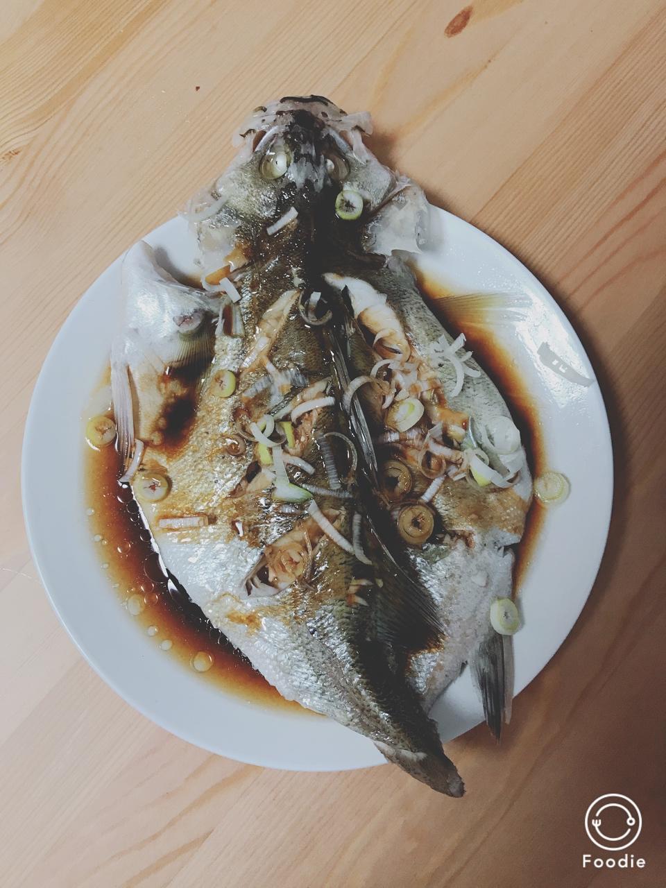 清蒸鲈鱼