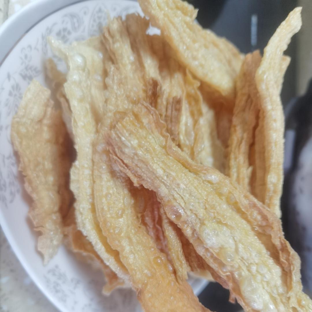 油炸腐竹（支竹，简单的火锅配菜）