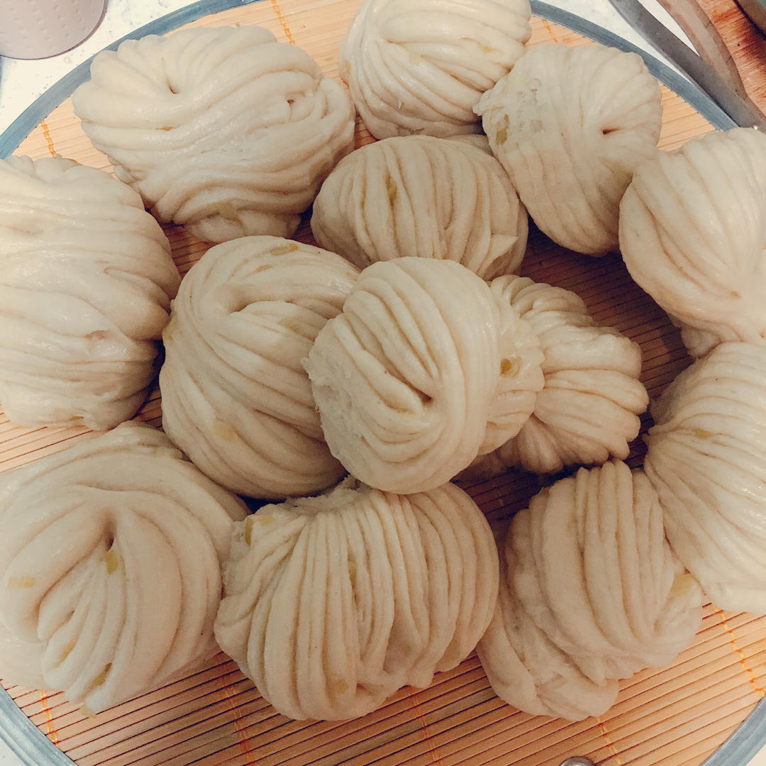 葱油花卷，一根筷子卷出漂亮的造型