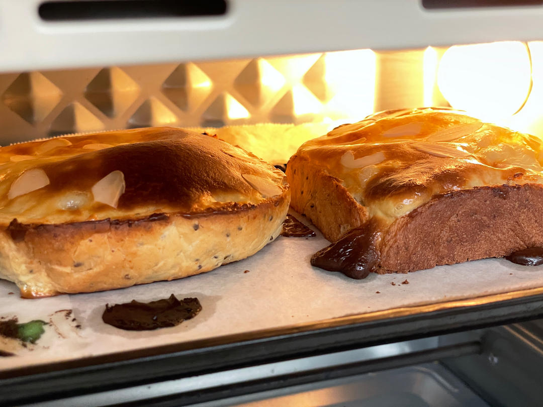 零失败快手岩烧乳酪(熔岩吐司)十分钟网红早餐，好吃哭