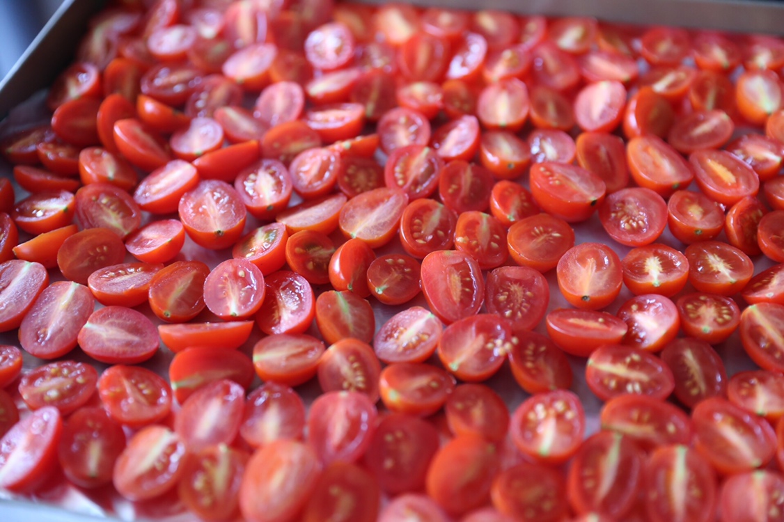 香草油浸小番茄的做法 步骤1