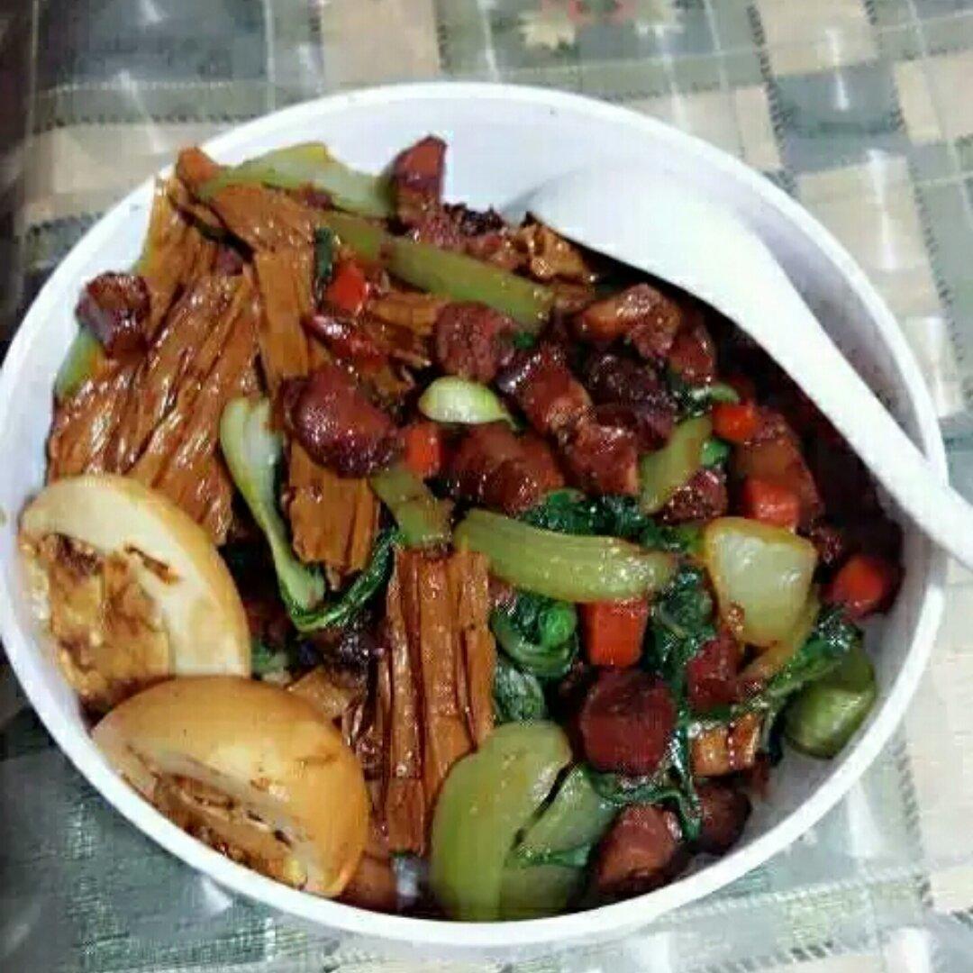 红烧肉盖饭