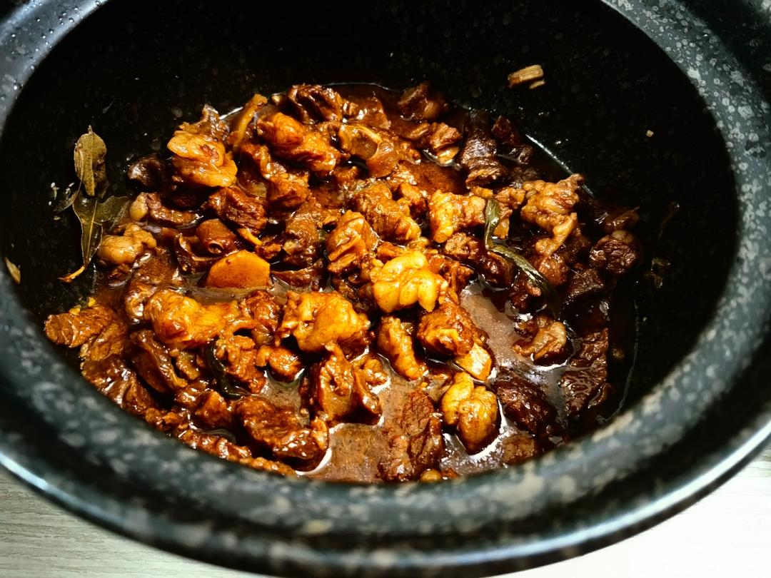 广式焖牛腩